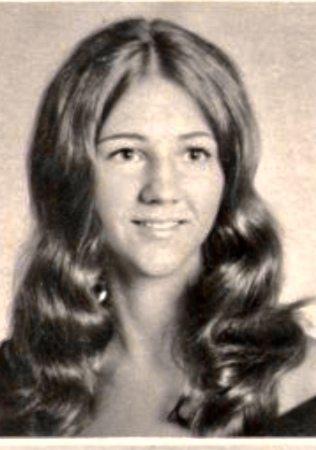 Linda Haynes' Classmates profile album