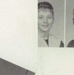 Linda Levell's Classmates profile album