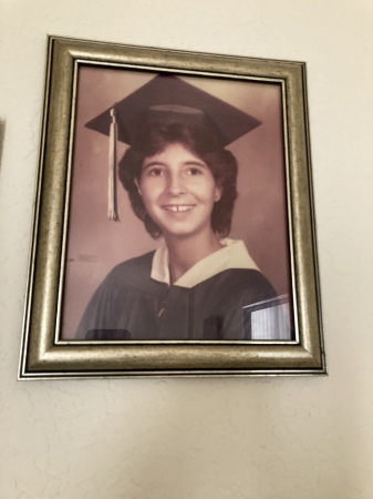 Linda Castelli's Classmates profile album