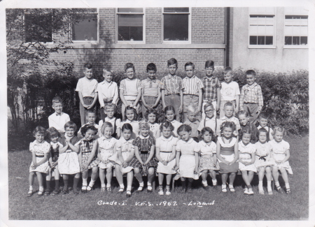 Mrs. Mowat's Grade 1 class '56-57