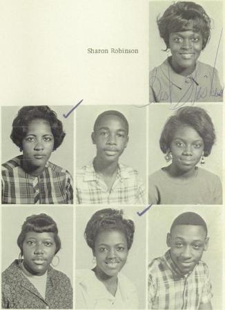 Brenda Marsh's Classmates profile album