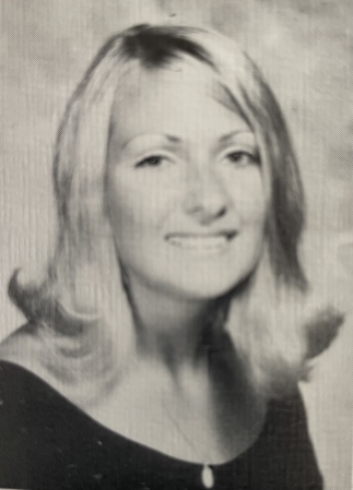 Linda Tracy's Classmates profile album