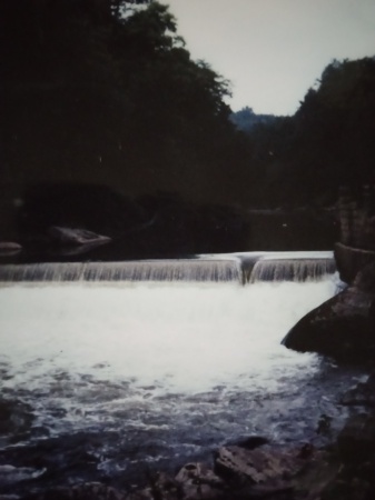 Water fall dam 