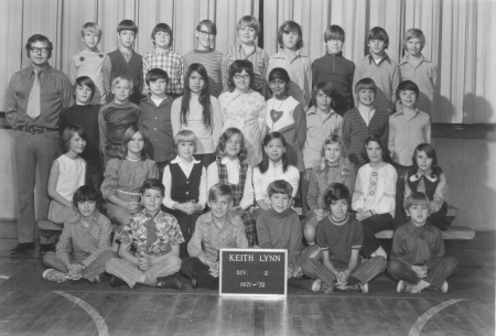 Grade 6, 1971-72 (it to over ... lol, I did that so many times)