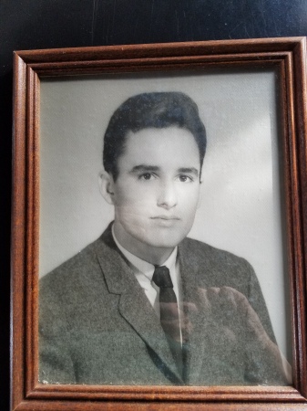 Richard Bravo's Classmates profile album