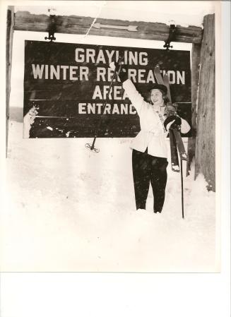 Jeffrey Whipple's album, Grayling Skiing with Hi-Y