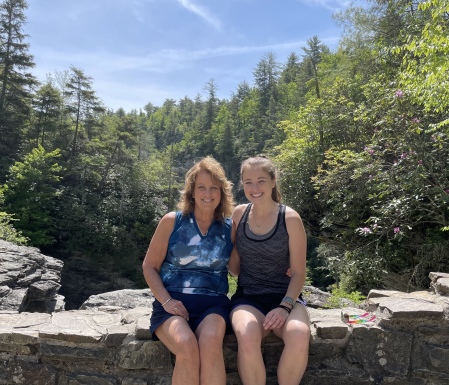 Hiking Linville Falls 😎❤️