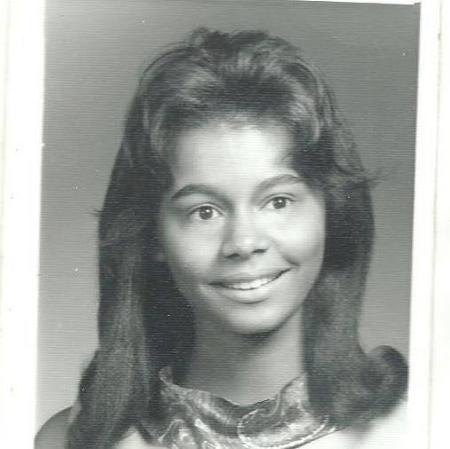 Paula Settles's Classmates® Profile Photo
