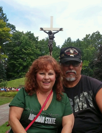 2018 The Cross in Micigan. Girlfriend Donna