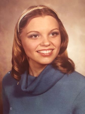 Diane Reynolds' Classmates profile album