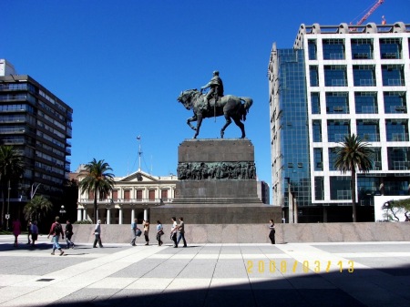 Barry Shelton's album, Montevideo, Uruguay