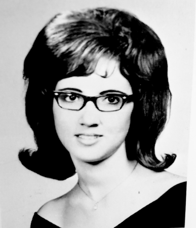 Wanda Sue Giesecke's Classmates profile album