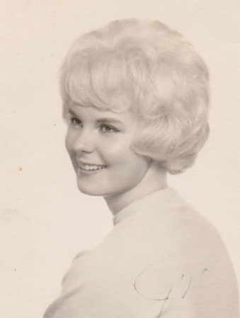 Judy Kyees' Classmates profile album