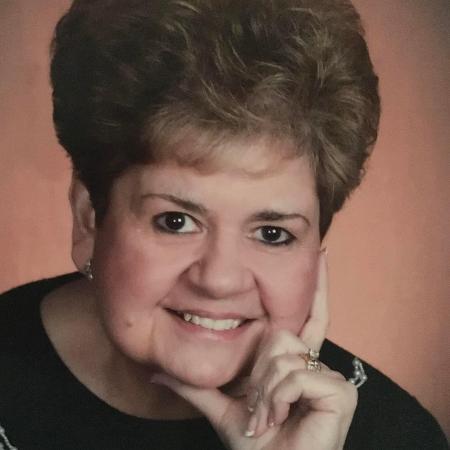 Mary Lou Deltinto's Classmates® Profile Photo