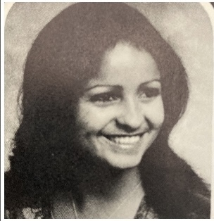 Phyllis Ruiz's Classmates profile album