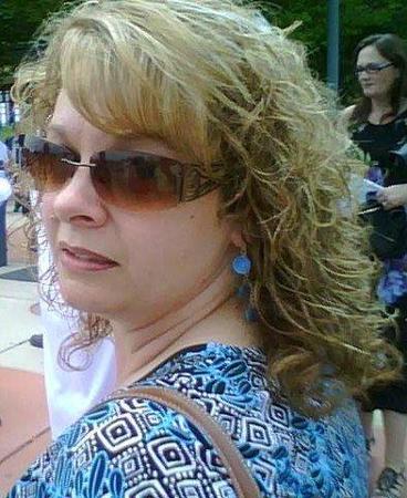 Diane Blades's Classmates® Profile Photo