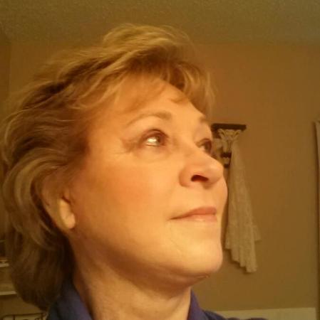 Carolyn Burkett-Law's Classmates® Profile Photo