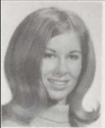 Shari Cuzelis FHS '68