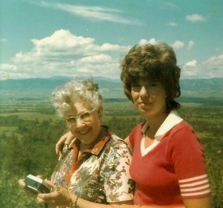 June 1973 a visit from Grandma Pauline