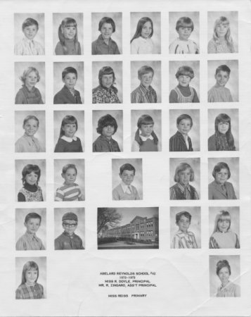Laurie Robinson's Classmates profile album