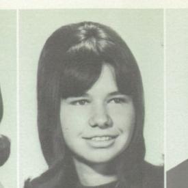 Linda Peabody's Classmates profile album