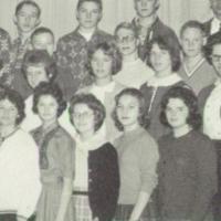 Linda Davis' Classmates profile album