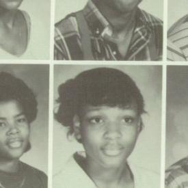 Angela Andrews' Classmates profile album