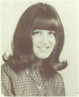 Lorraine Singer's Classmates profile album