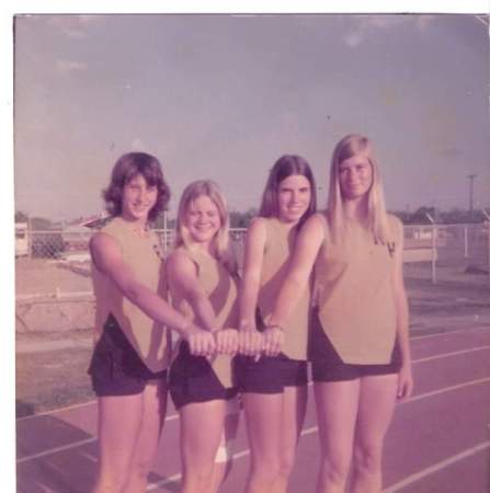 Cheryl Doss' Classmates profile album