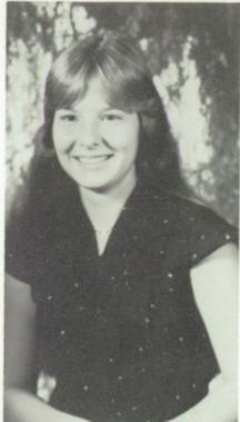 Robin Qualls' Classmates profile album