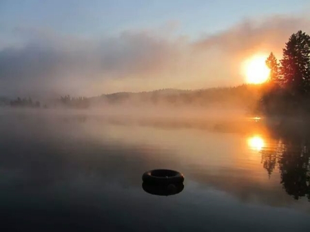 Early morning at Ruth Lake