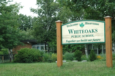 White Oaks Public School Logo Photo Album