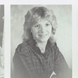 Mary Roberts' Classmates profile album