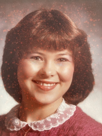 Marilyn Gibbs' Classmates profile album