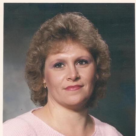 Lynn Hodge's Classmates® Profile Photo