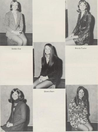 Glenna Sears-Willis' Classmates profile album