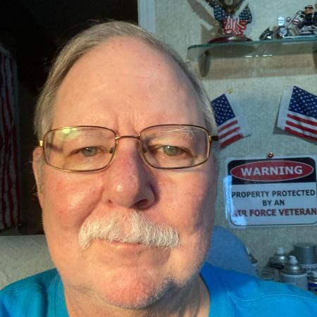 Bill Trahan's Classmates® Profile Photo