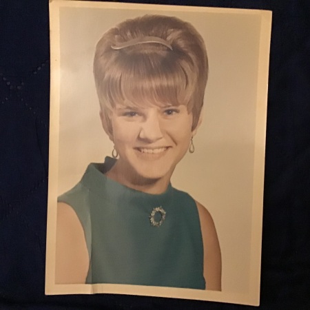 Carol Thrasher Browning Cuff's Classmates profile album