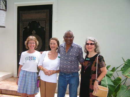 Jean leading a tour at Doris Duke's Shangri-La