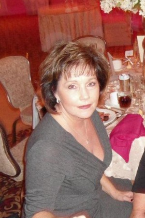 Susan Fellows's Classmates® Profile Photo