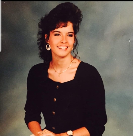 Lisa Gordon's Classmates profile album