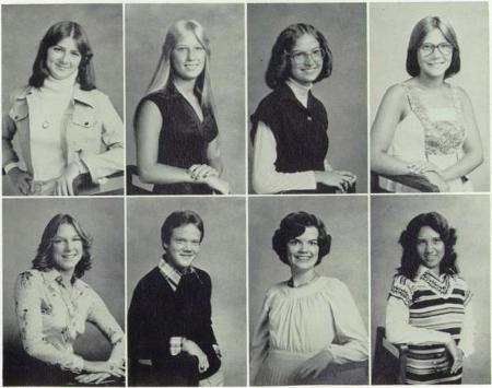 Linda Suggs' Classmates profile album