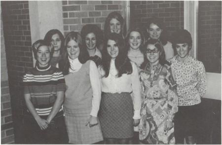 Nancy Schlosser Brown's Classmates profile album