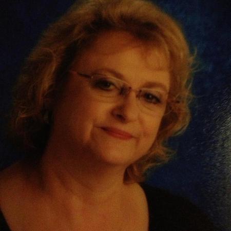 Debbie Hogan's Classmates® Profile Photo