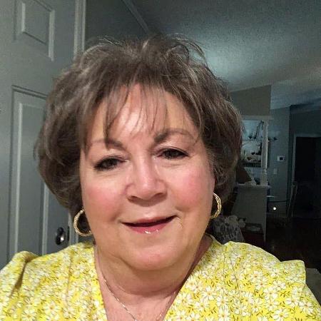 Sue Kinser's Classmates® Profile Photo