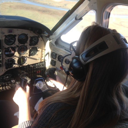 Claire, landing on final at KPAO!