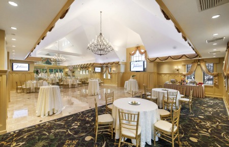 The Magnolia Room at Talamore Country Club