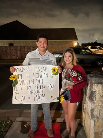 "My Cheerleader Captain asked to Prom"