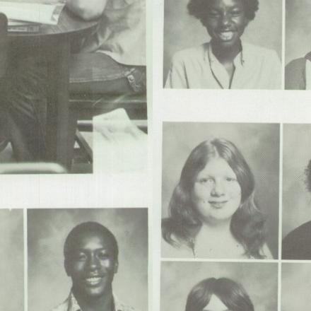 Lynda Jones' Classmates profile album