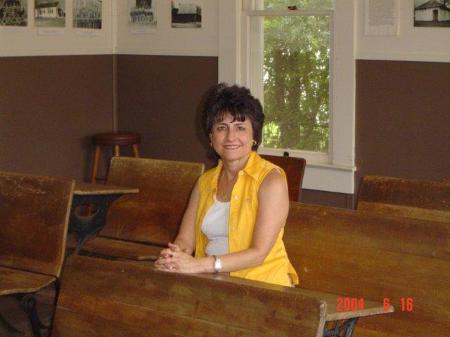 Linda Dellis's Classmates® Profile Photo